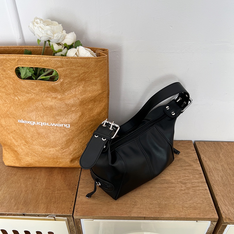 Túi Đeo Vai Thời Trang Dễ Phối Đồ Cho Nữ