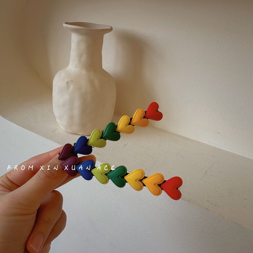 Kẹp Tóc Hình Trái Tim Màu Cầu Vồng Dễ Thương Thời Trang Cho Nữ