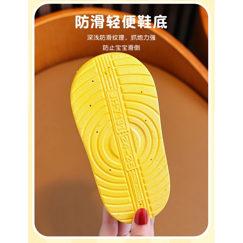 Dép Đi Biển Đế Mềm 5D Hình Thỏ Gấu Hoạt Hình Đáng Yêu Dành Cho Trẻ Em