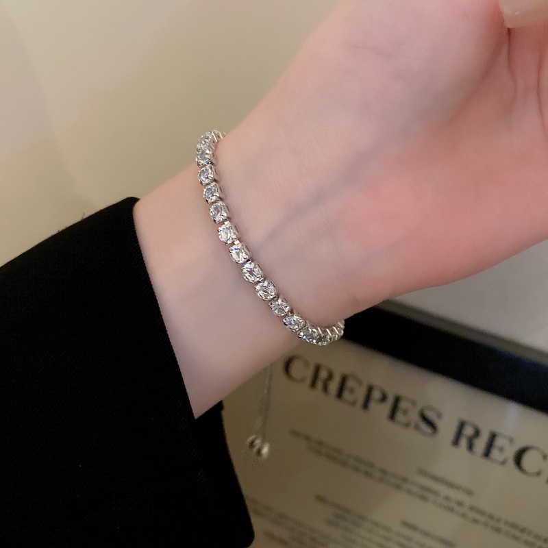 Vòng Đeo Tay Đính Pha Lê Tua Rua Phong Cách Âu Mỹ Thời Trang Sang Trọng