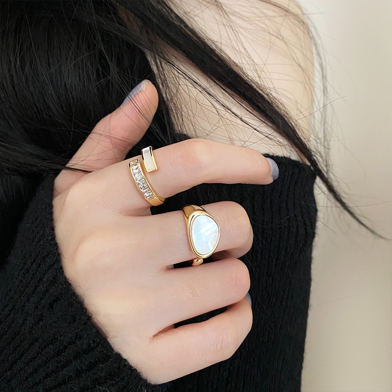 Nhẫn Hở Hình Vỏ Sò Đính Đá Xanh Lá / Vàng Phong Cách Hàn Quốc Cổ Điển Có Thể Điều Chỉnh
