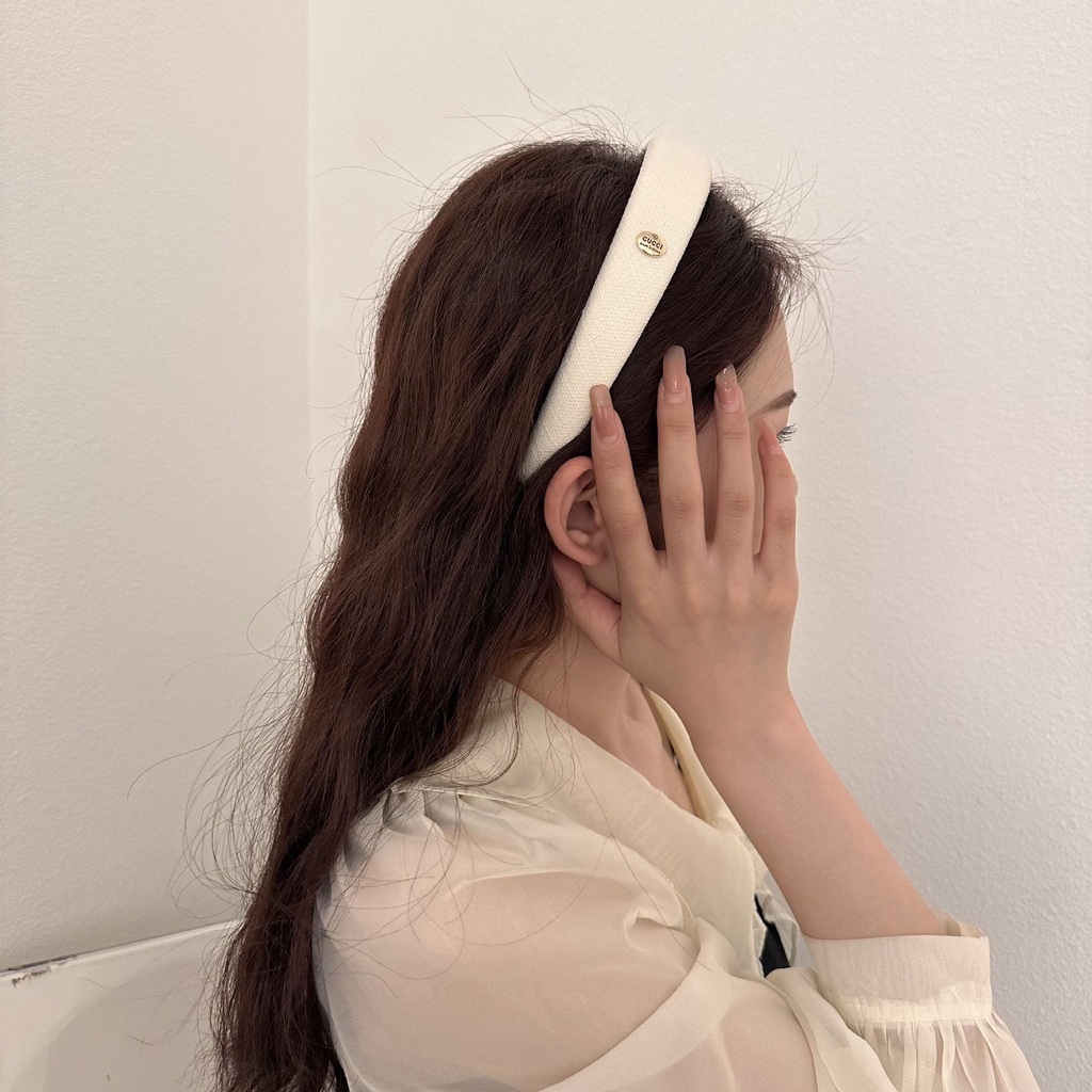 Băng Đô Cài Tóc Bằng Cotton Màu Trơn Đính Nhãn Kim Loại Tròn Cao Cấp Phong Cách Pháp Cho Nữ