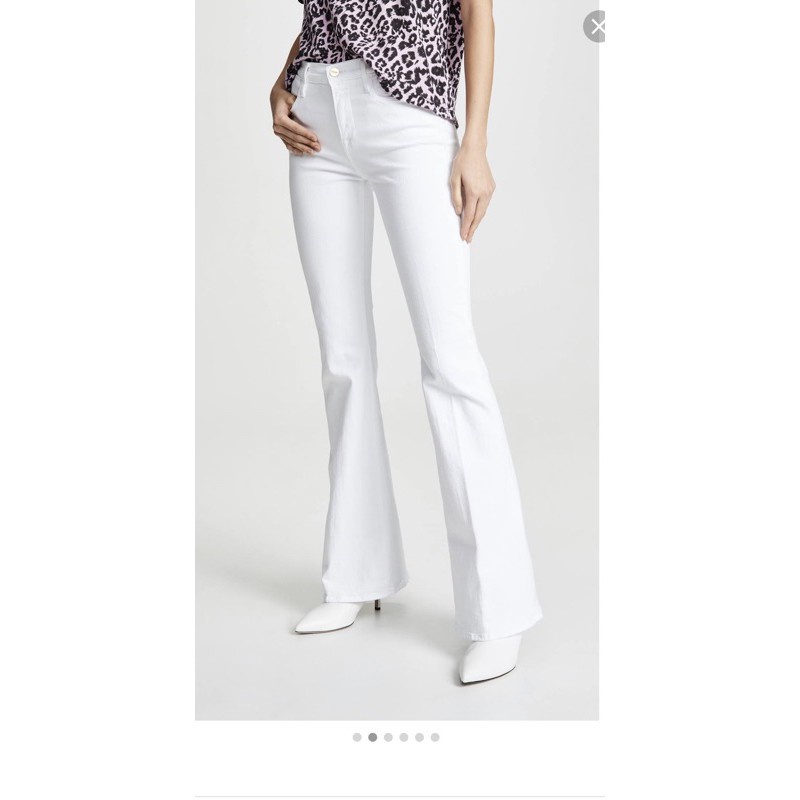 Quần jean sneak peek