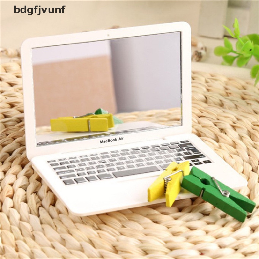 Gương Trang Điểm mini Bỏ Túi Hình laptop Dễ Thương Cho Bé Gái