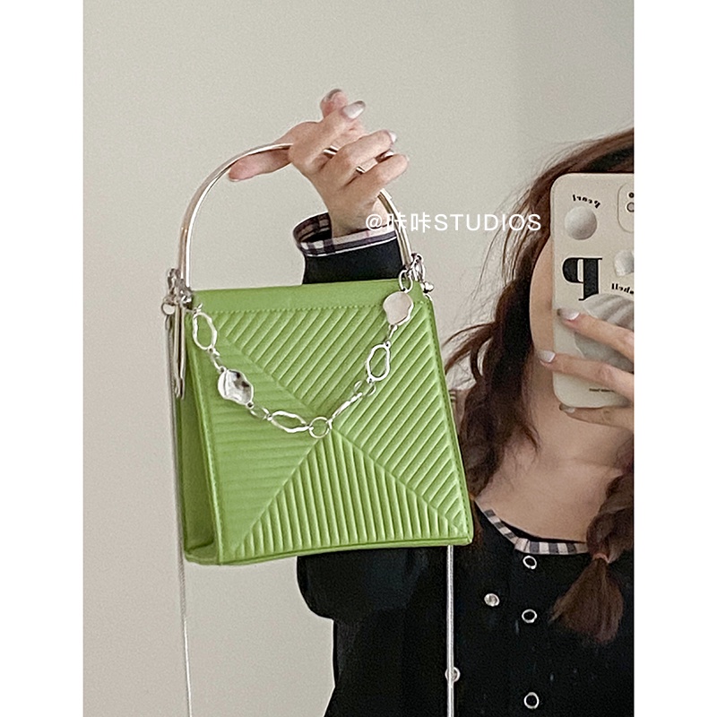 Túi Đeo Chéo Hình Vuông Cỡ Nhỏ Dễ Phối Đồ Thời Trang Cao Cấp Cho Nữ