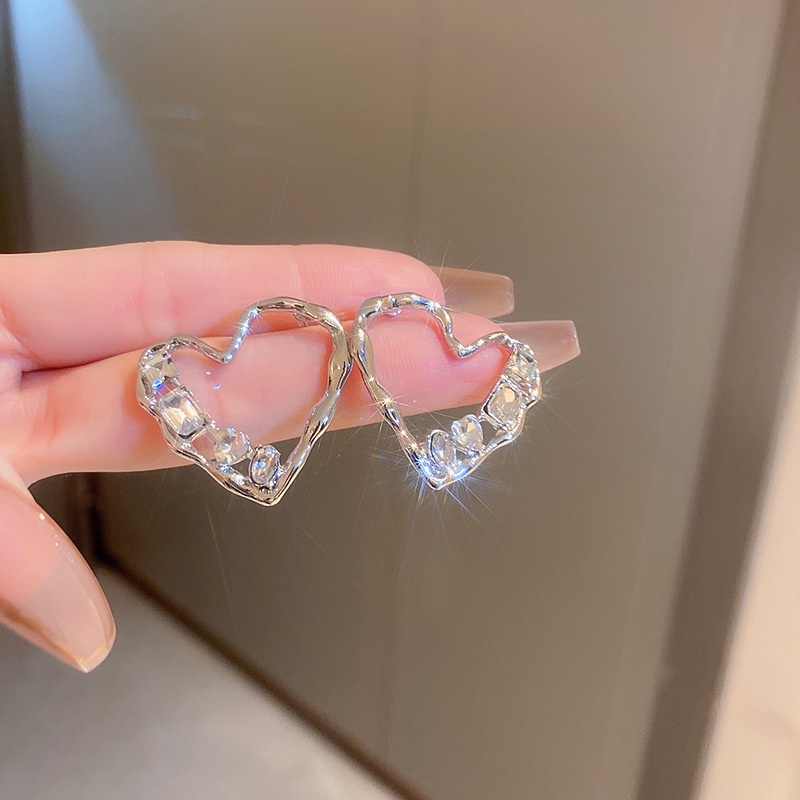 Bông Tai Mạ Bạc Hình Trái Tim Đính Đá Sang Trọng Phong Cách Âu Mỹ