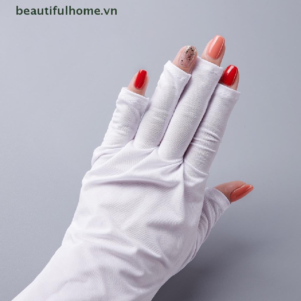Găng Tay Bảo Vệ Chống Tia UV Khi Làm Móng
