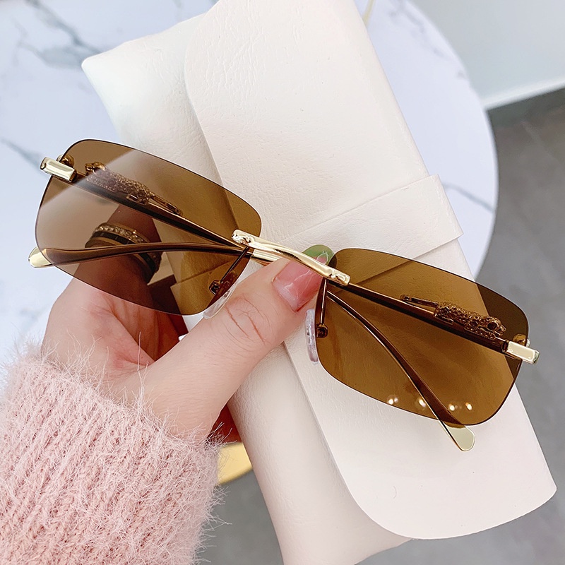Kính Mát Gọng Vuông Họa Tiết Da Báo Phong Cách retro