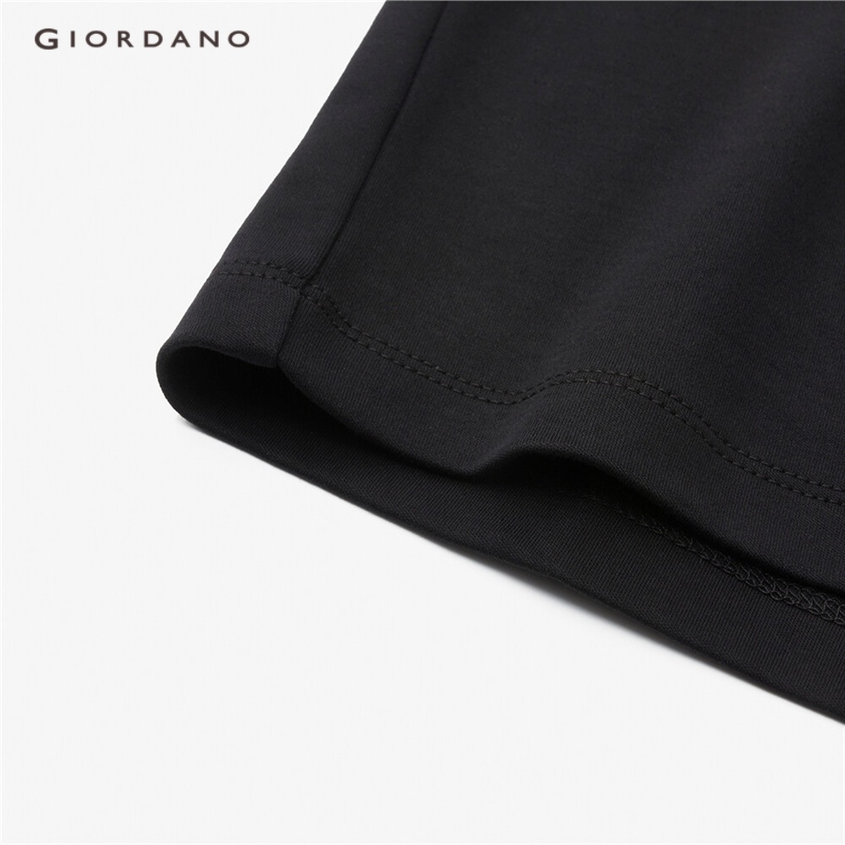 Áo thun GIORDANO 05323429 cổ vuông tay ngắn thời trang phong cách