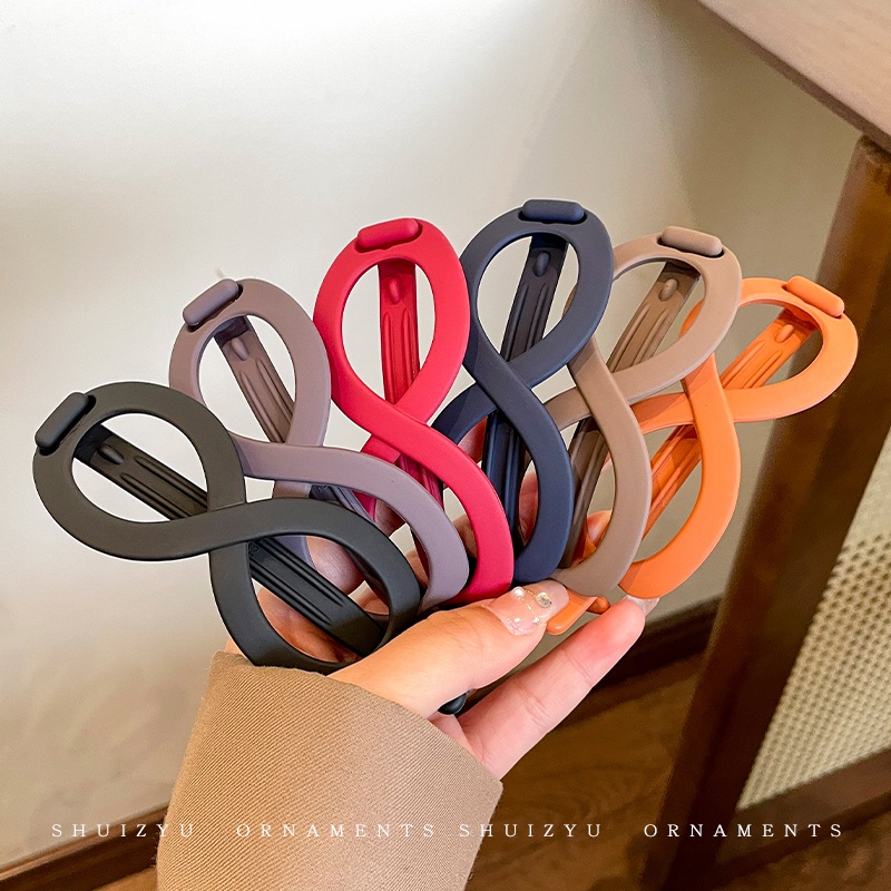 Kẹp Tóc Hình Số 8 Lớn Thiết Kế Hở Lưng Thời Trang Cho Nữ