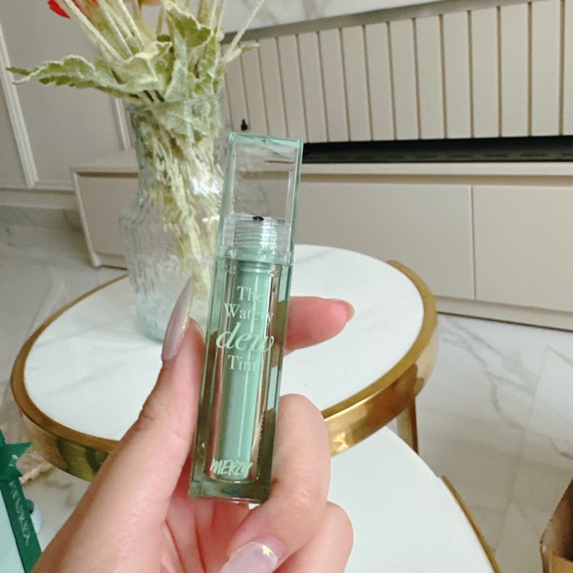 Son Tint Bóng, Lâu Trôi Căng Mọng, Ẩm Mịn Merzy The Watery Dew Tint 4g- Son Tint Bóng Mer