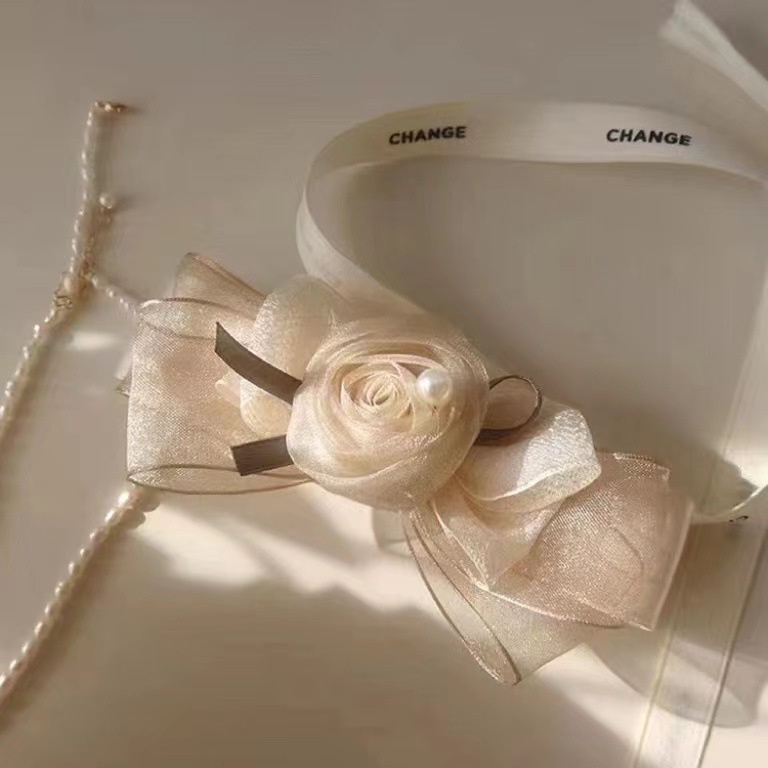 Kẹp Tóc Hình Hoa Đính Ngọc Trai Phong Cách Mới 2023