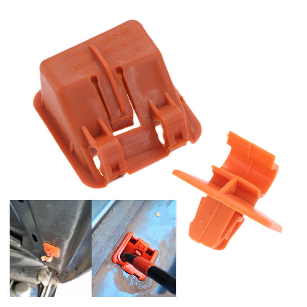 Kẹp Giữ Cần Gạt Nắp Capo Xe Hơi Cho Skoda Fabia Octavia X6U1