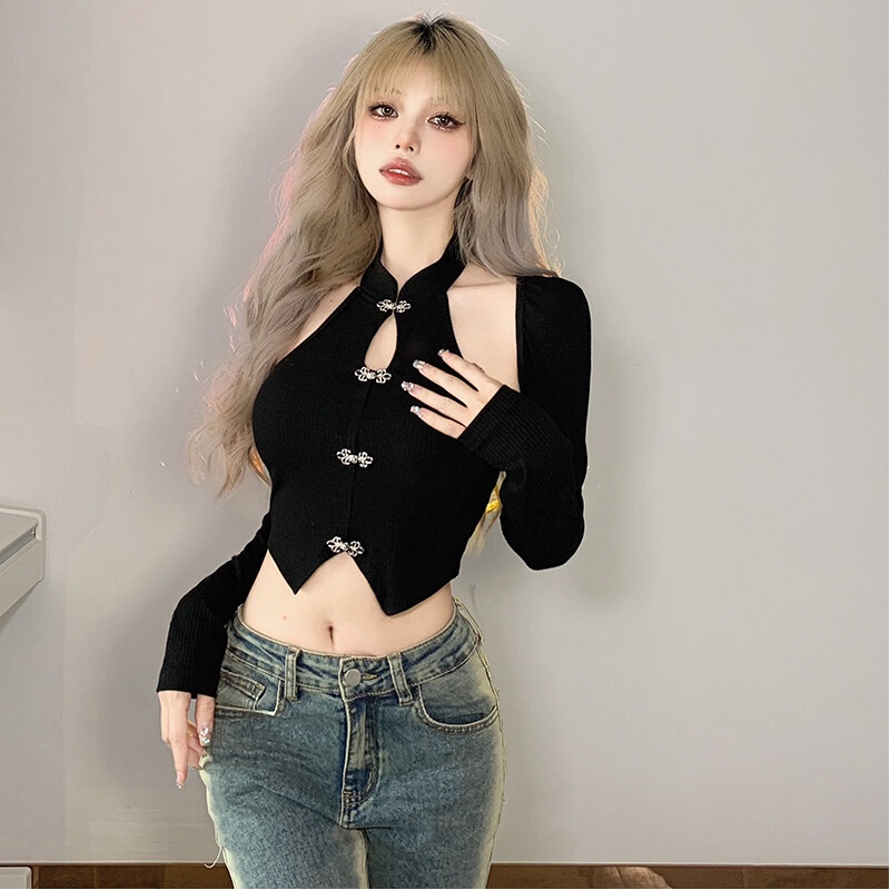 Set đồ nữ KLALIEN gồm áo croptop yếm ôm dáng cài nút khoét cổ và áo cardigan tay dài phong cách Trung Hoa