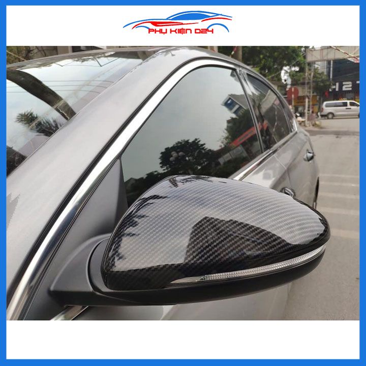 Ốp gương chiếu hậu Kia K3 2021-2022-2023-2024 vân Cacbon bảo vệ chống trầy trang trí làm đẹp xe