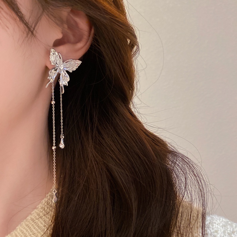 Đôi Bông Tai Dáng Dài Hình Bướm Xếp Ly Đính Đá Thời Trang Cho Nữ