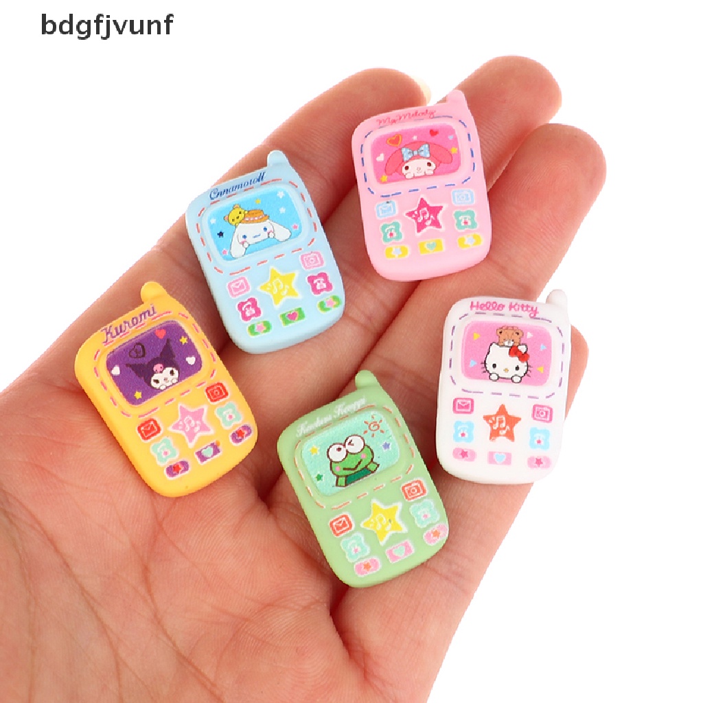 Set 5 Mô Hình Điện Thoại Di Động Mini Bằng Nhựa Resin Trang Trí Nhà Búp Bê