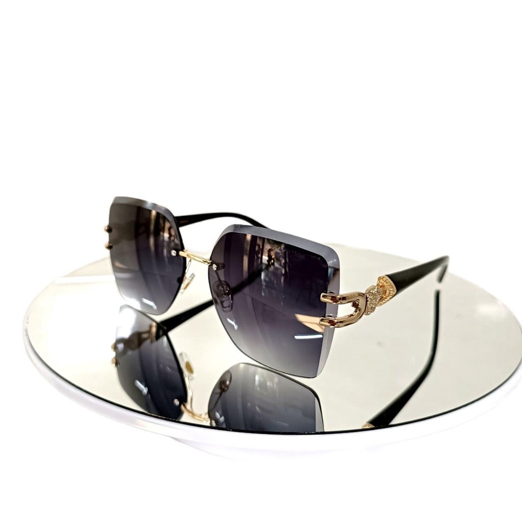 Kính mát dành cho nữ kiểu dáng thời trang  sang trọng và thanh lịch tròng chống uv 400 và tia cực tím P02