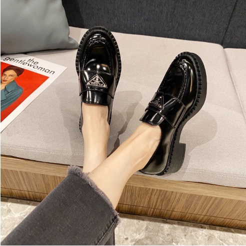 Giày Lười Nữ Prada Da Bóng Kiểu Dáng Thời Trang Đế Cao 5cm MT-001