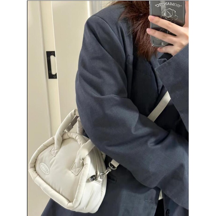 Túi Xách Đeo Chéo Mini Hình Tam Giác Mềm Mại Phong Cách Hàn Quốc 2023 Cho Nữ