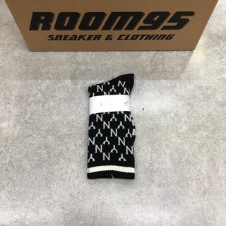 Tất mlb cao cổ đen monogram ny