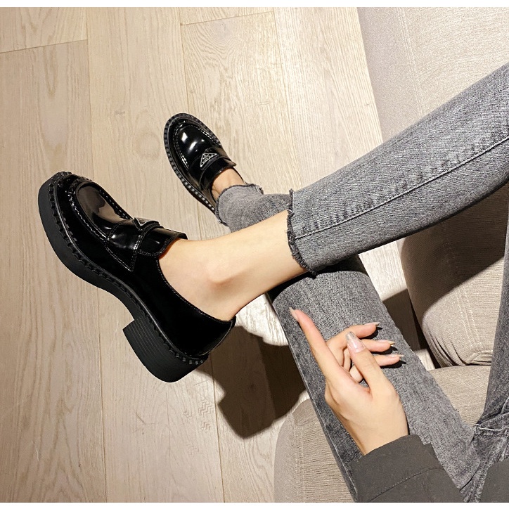 Giày Lười Nữ Prada Da Bóng Kiểu Dáng Thời Trang Đế Cao 5cm MT-001