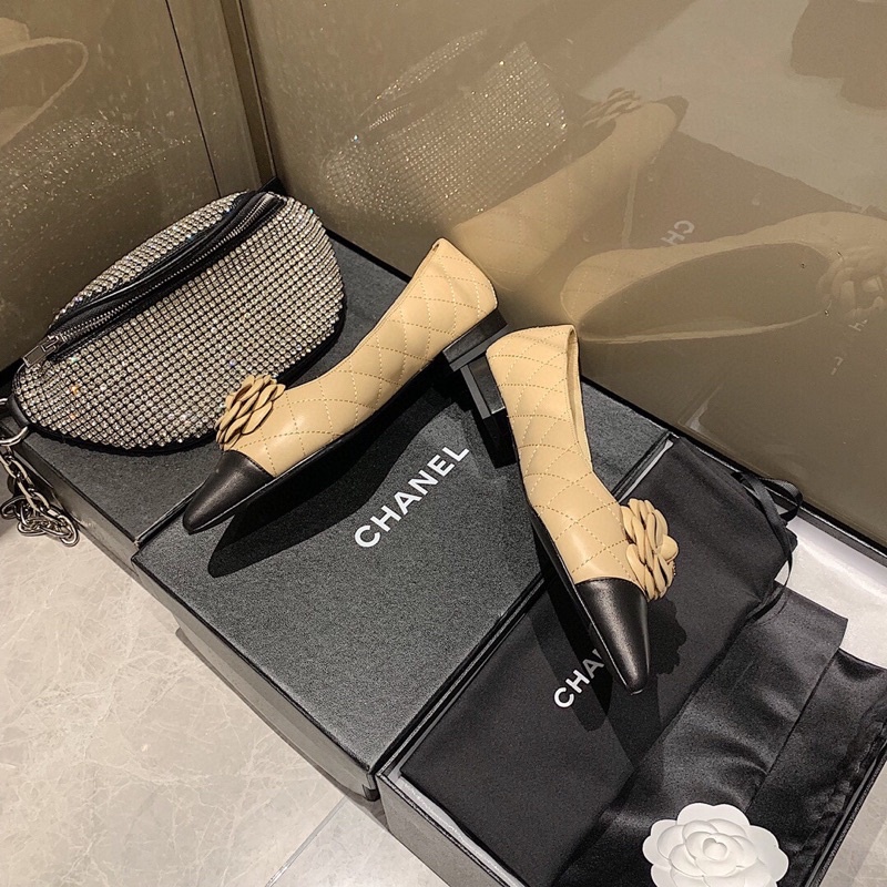 Xăng đan Bằng Da Mũi Nhọn Thời Trang Dành Cho Nữ