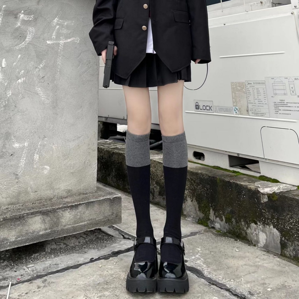 [M &amp; E] Vớ Cotton Qua Gối Màu Xám Đen Thời Trang Thu Đông Dành Cho Nữ20230759