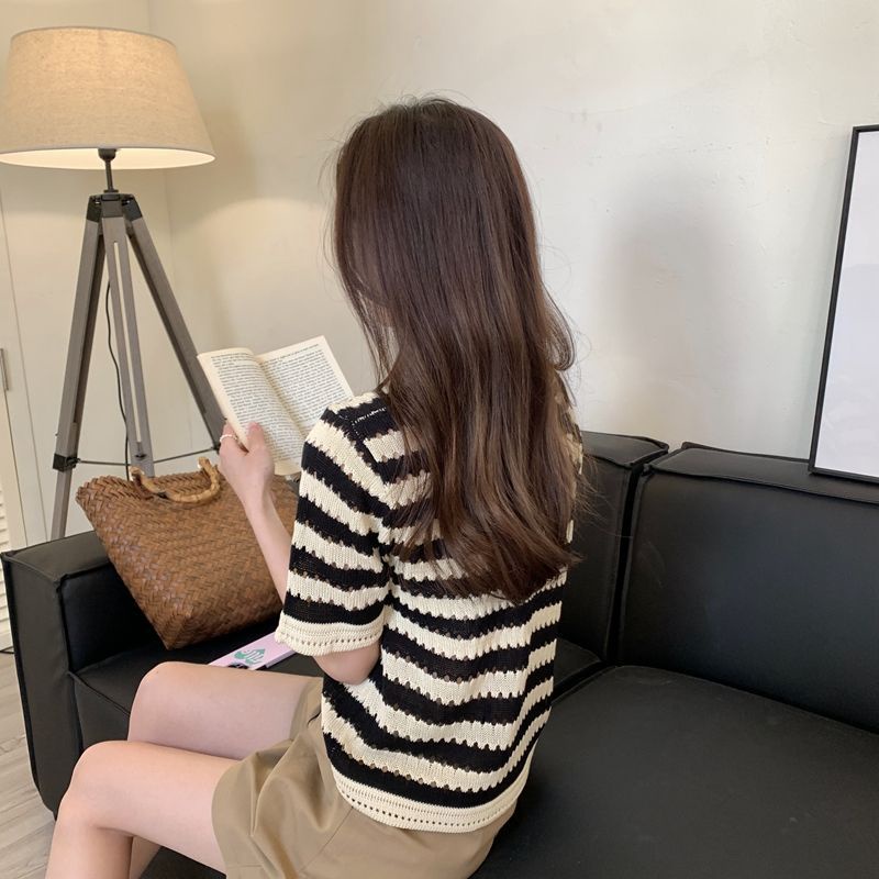 Áo Dệt Kim Cổ Tròn Họa Tiết Kẻ Sọc Phong Cách Cổ Điển Thời Trang Cho Nữ