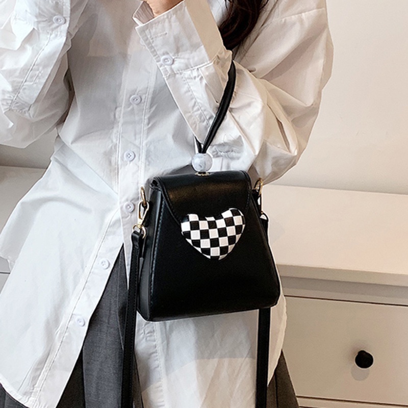 Túi Đeo Vai IELGY Khóa Trái Tim Thời Trang Cho Nữ