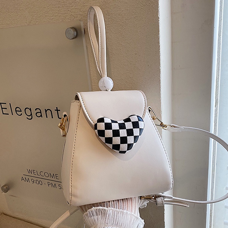 Túi Đeo Vai IELGY Khóa Trái Tim Thời Trang Cho Nữ