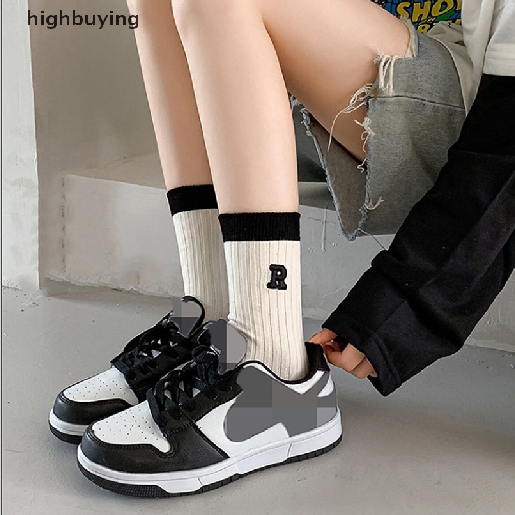 Đôi Vớ Cotton Thoáng Khí Thêu Chữ Đơn Giản Xinh Xắn Cho Nữ