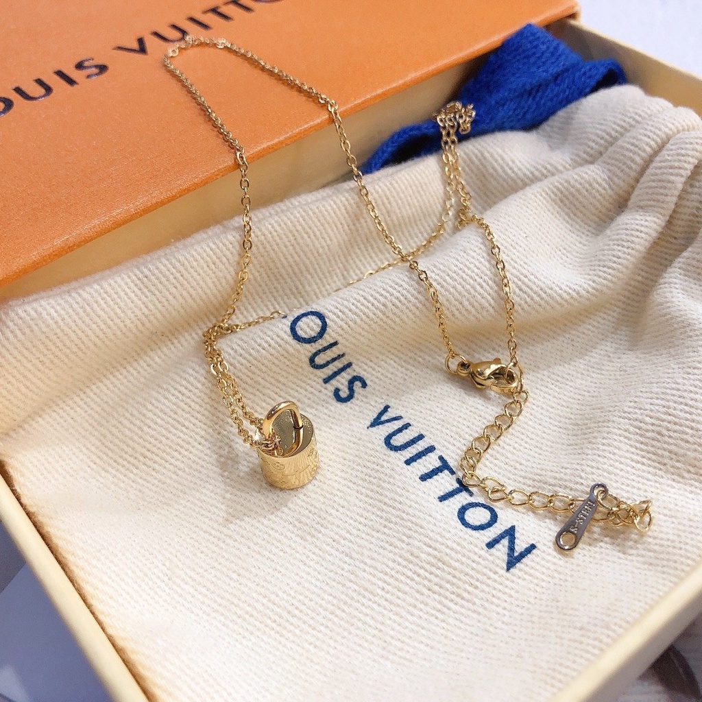 LOUIS VUITTON Vòng cổ Thép Titan Họa Tiết Lv Sang Trọng Cho Nam Nữ