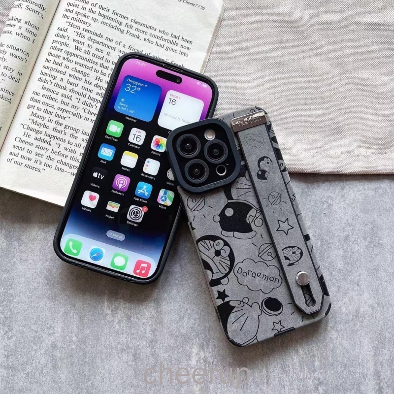 Ốp Điện Thoại Da Chống Sốc In Hình Doraemon Có Dây Đeo Cổ Tay Cho iphone 14 11 12 13 Pro Max Promax
