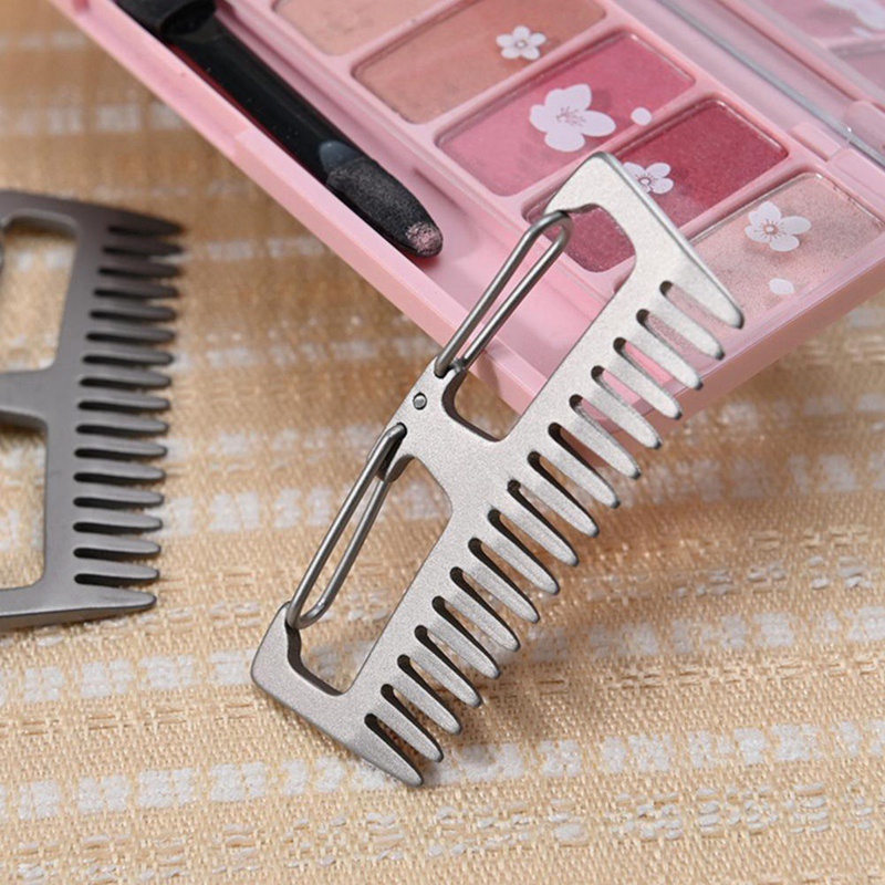 Lược Titan Mini Chống Tĩnh Điện Có Móc Treo Tiện Dụng