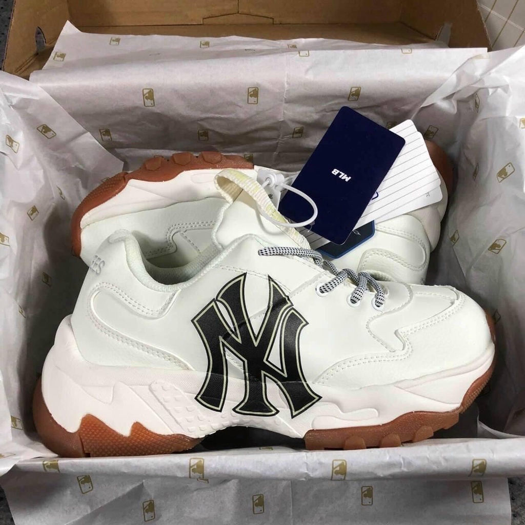 Giày sneaker mlb NY đen, Giày thể thao nam nữ NY đế nâu da bò tăng chiều cao 4cm full size nam nữ G349 Gragas Sneaker