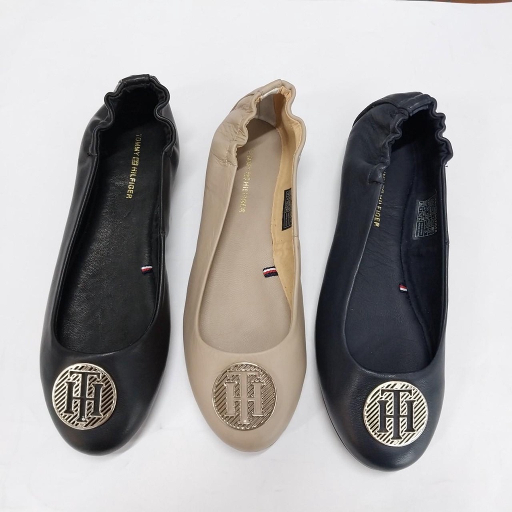 Giày bệt TM logo tròn