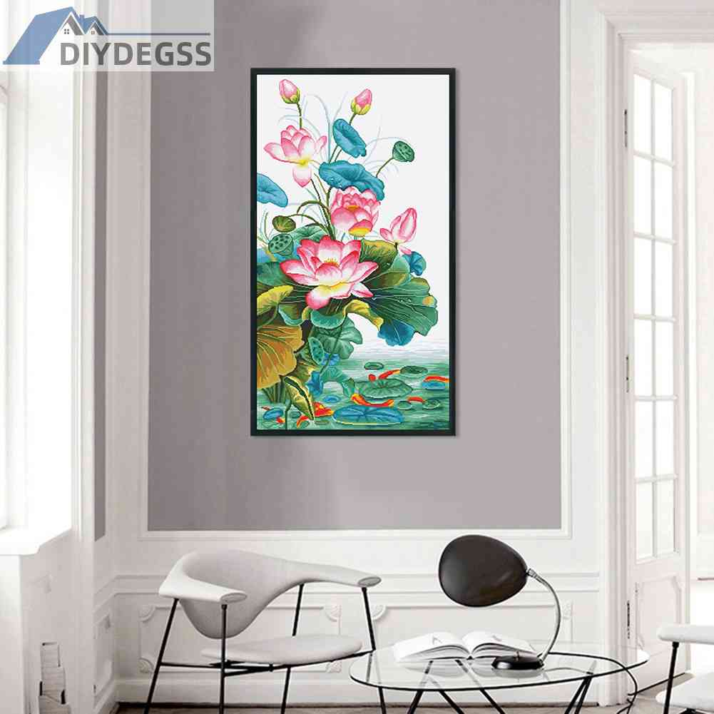 Bộ Tranh Thêu Chữ Thập DIY Hình Chín Con Cá Và Hoa Sen 11CT