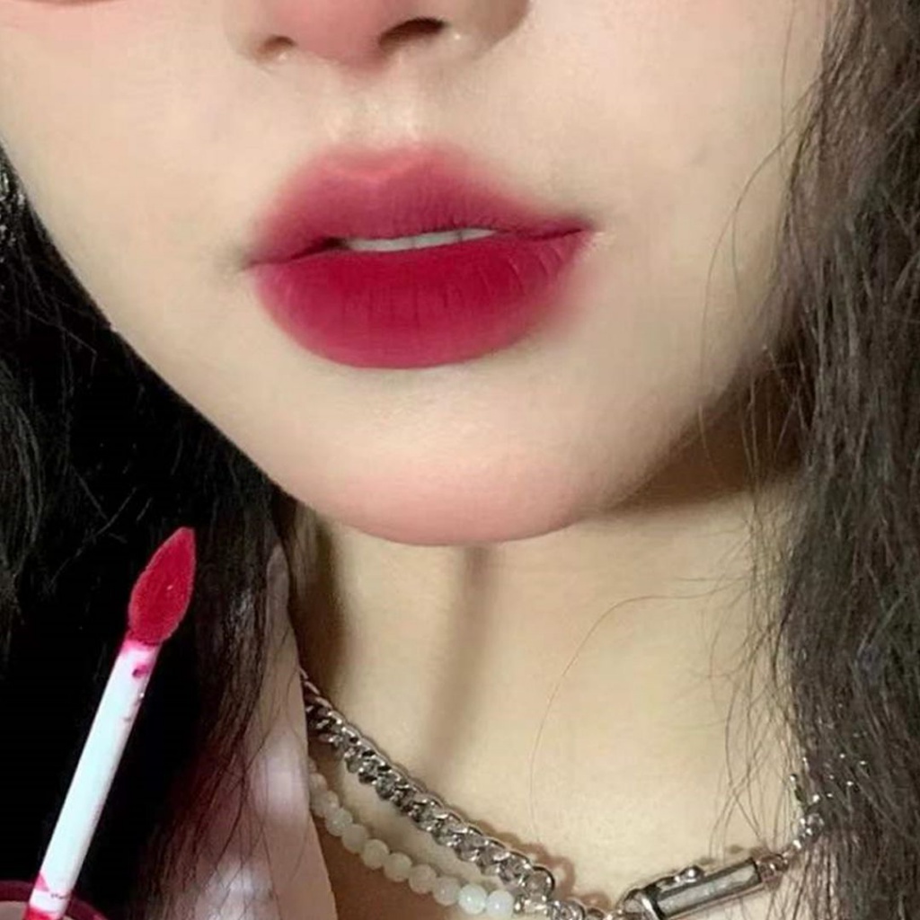 Son nước bóng màu sắc bắt mắt nóng bỏng son lì