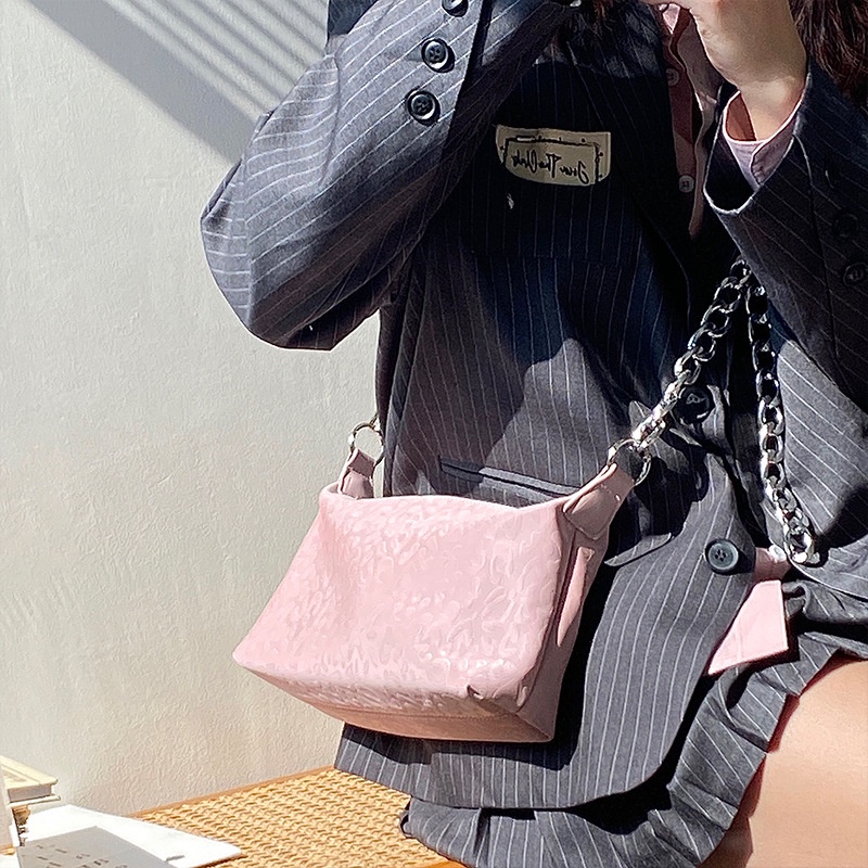 Túi Đeo Chéo Vai Bằng Da Mềm Thời Trang Sành Điệu Cho Nữ