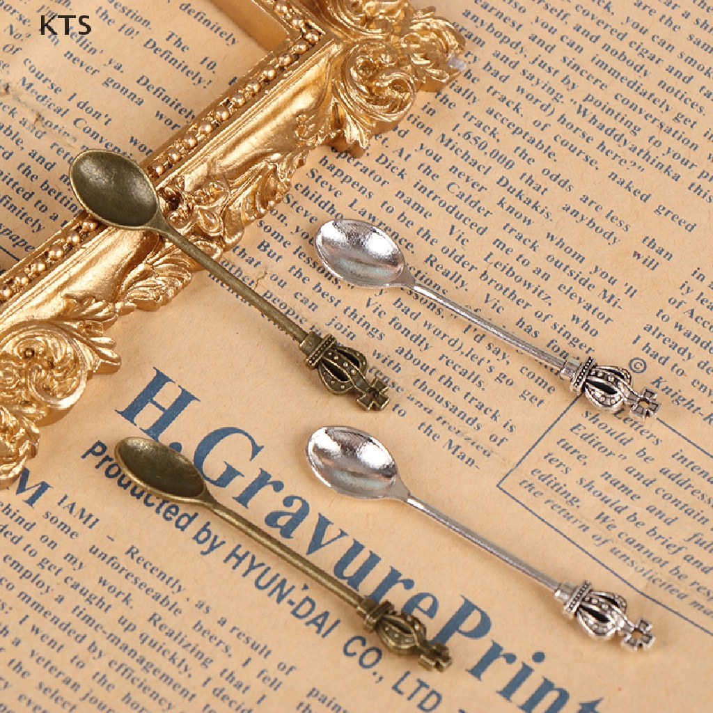 Set 2 Muỗng Mini 1: 12 Đồ Chơi Cho Nhà Búp Bê