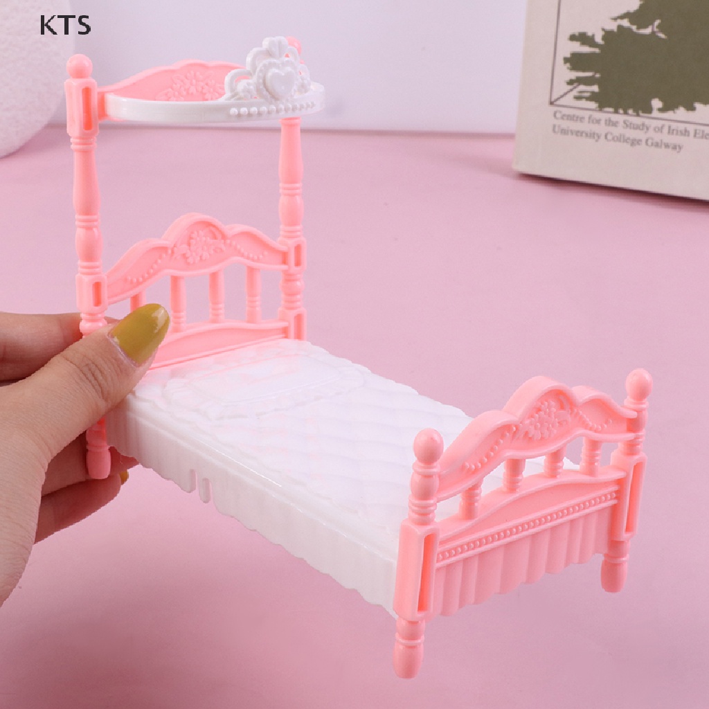 Giường Ngủ Mini Tỉ Lệ 1: 12 Cho Bé Chơi Đồ Hàng