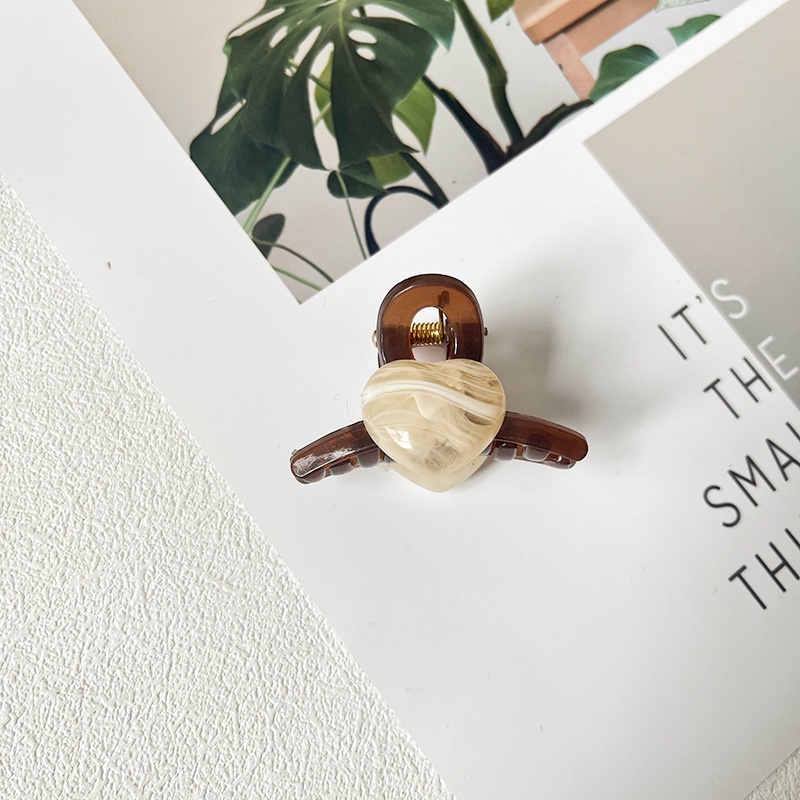 Kẹp Tóc Acrylic Nhỏ Nhắn Hình Trái Tim Dễ Thương Cho Nữ