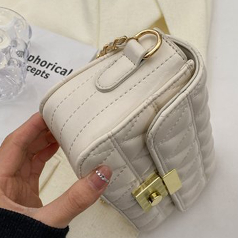 Túi Xách Đeo Vai Họa Tiết Hình Thoi Ánh Sáng Cao Sang Trọng Cho Nữ