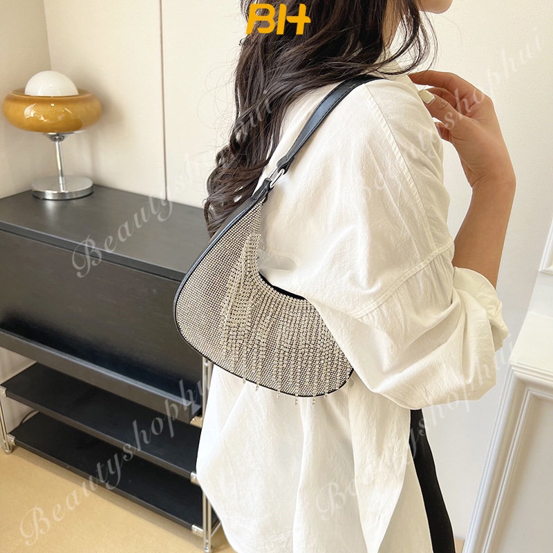 Túi Xách Đeo Vai Phối Tua Rua Thời Trang Pháp Quý Phái Dành Cho Nữ 2023