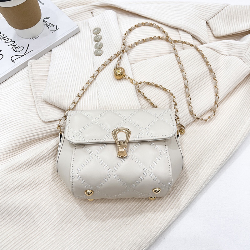 Túi Đeo Vai Hình Thoi Màu Trắng / Đen Phối Dây Đeo Sợi Xích Phong Cách Hàn Quốc Thời Trang Cho Nữ