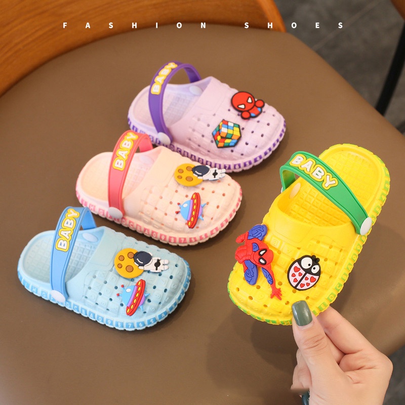 Bololo Giày Đế Mềm Chống Trượt Hoạ Tiết Hoạt Hình Cho Bé