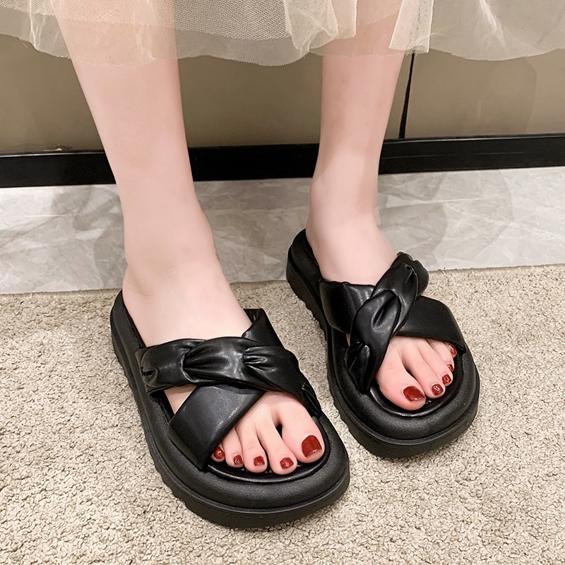 Dép Quai Ngang Màu Sắc Đơn Giản Thoải Mái Dễ Phối Đồ Thời Trang Cho Nữ