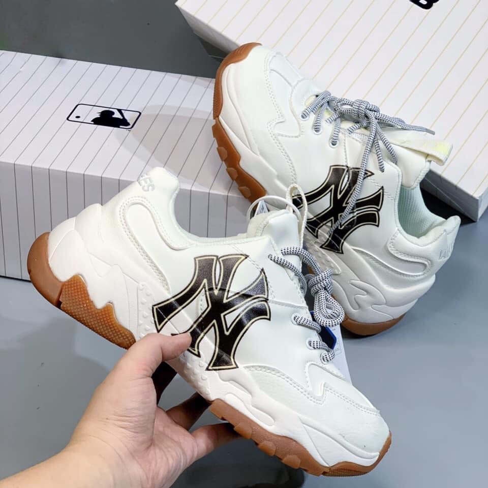 Giày sneaker mlb NY đen, Giày thể thao nam nữ NY đế nâu da bò tăng chiều cao 4cm full size nam nữ G349 Gragas Sneaker