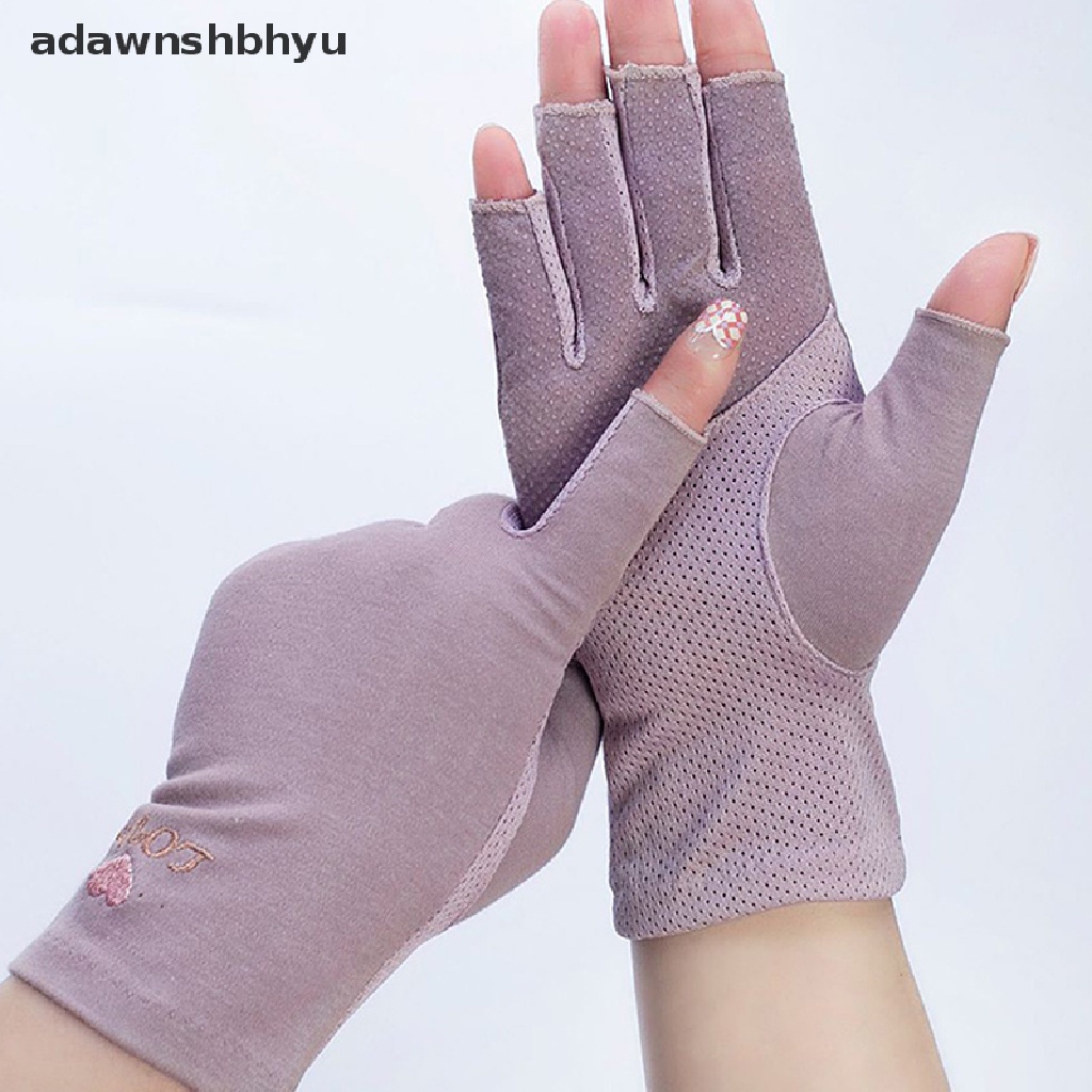 1 Đôi Găng Tay Chống Tia UV Không Ngón Tiện Dụng Khi Làm Móng